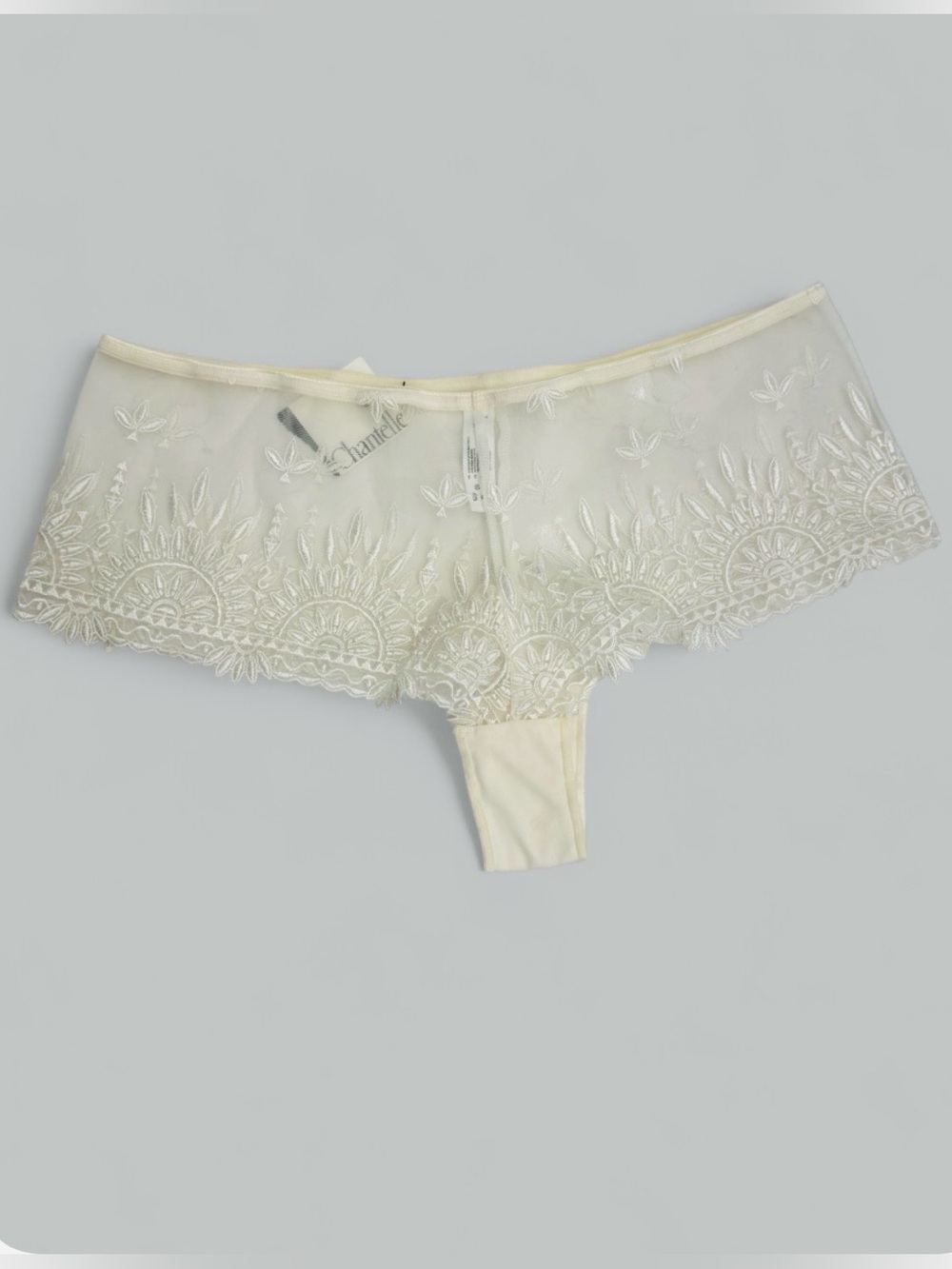 Chantelle French Couture Lace Thong Panties Cream Mid‑Rise XL Reg. $65 NWT